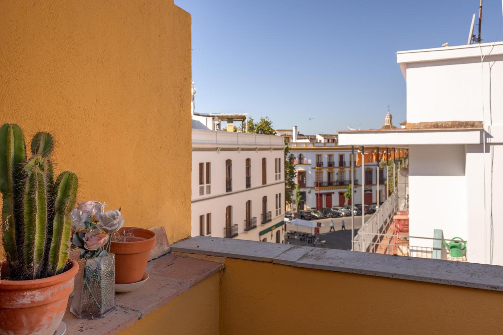 La Maestranza Charming One Or Two Bedrooms Apartments By Ocityzen Sevilla Kültér fotó